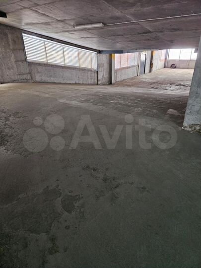 Машиноместо, 14 м²