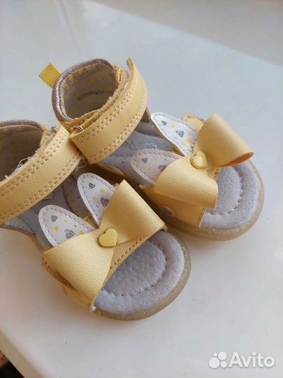 Босоножки детские для девочек