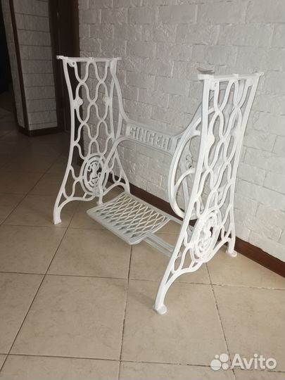 Станина Singer