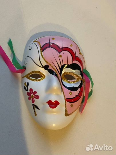 Маска подарочная