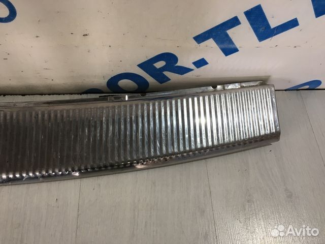 Накладка замка багажника volkswagen touareg I рест