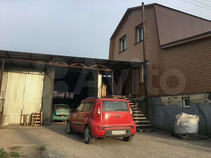 Дом 175 м² на участке 6 сот.