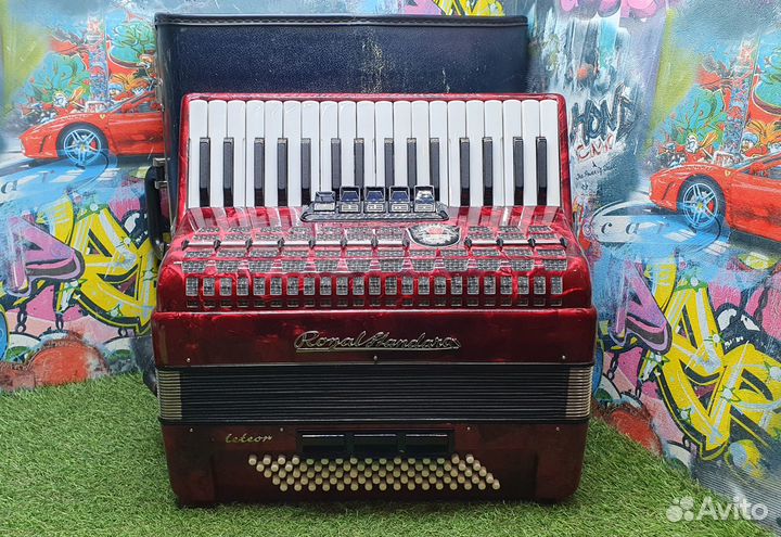 Аккордеон Royal Standard Meteor 3/4