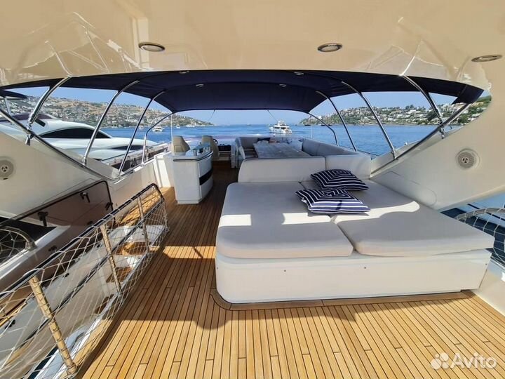 Моторная яхта Princess 72 2013 (680 м/ч)