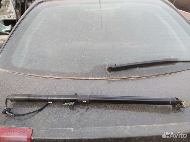 Амортизатор двери багажника Citroen C4 picasso