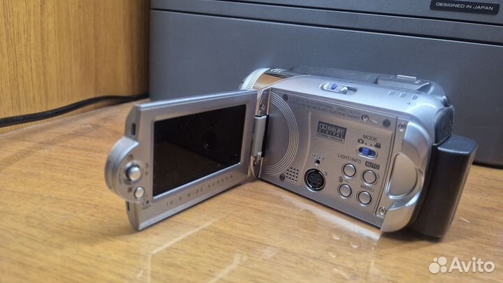 Видеокамера JVC gz-mg27e