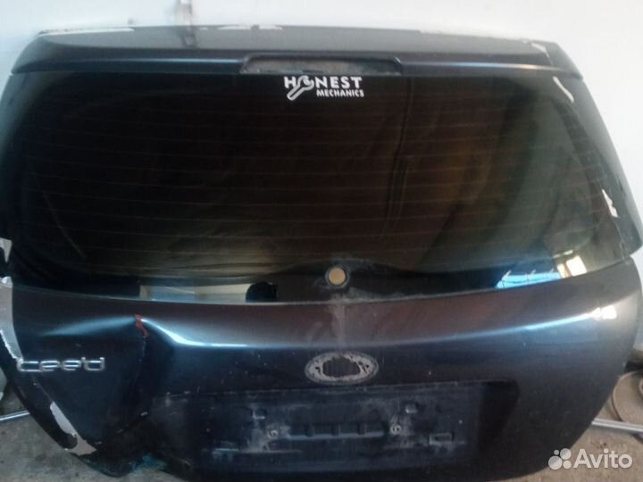 KiA ceed стекло заднее