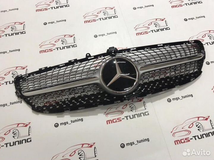 Решетка CLS W218 Diamond Silver Дистроник П/К