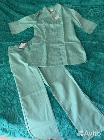 Медицинский костюм женский