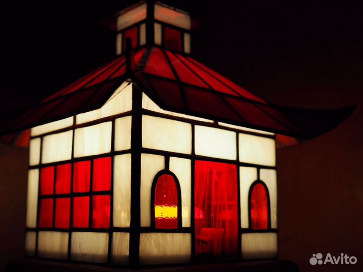 Витражный светильник 