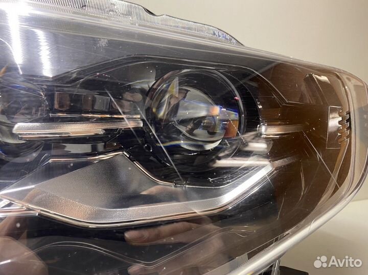 Фара левая Nissan X-Trail T32 Рестайлинг LED