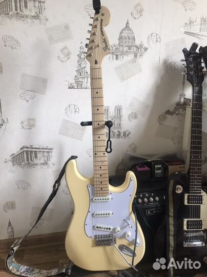 Реплика Fender Stratocaster