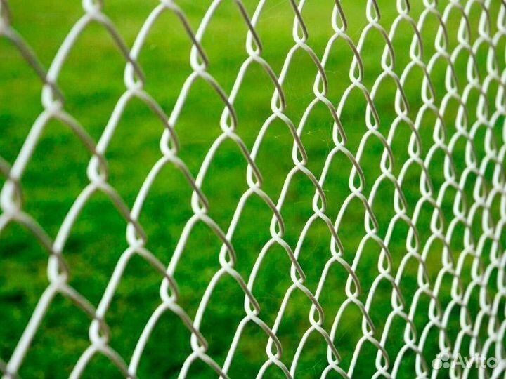 Забор из сетки рабицы