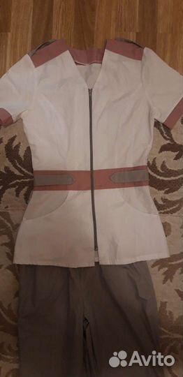 Медицинский костюм