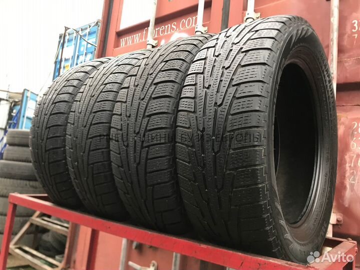 Nokian Tyres Hakkapeliitta R SUV 235/60 R18 107R