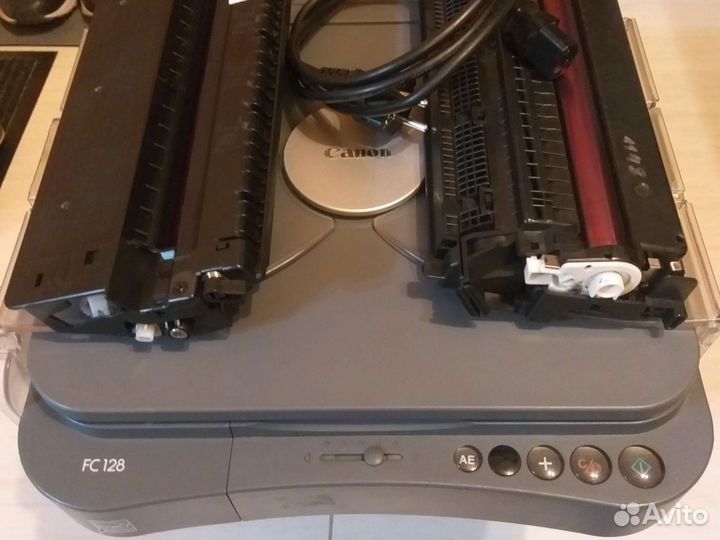 Копировальный аппарат Canon FC 128