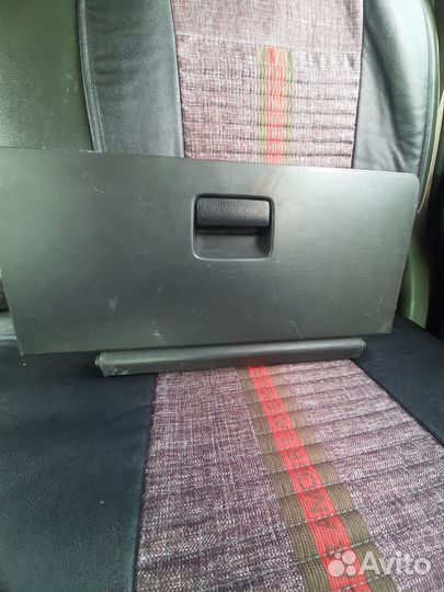 Бардачок пассажира XTrail 2005