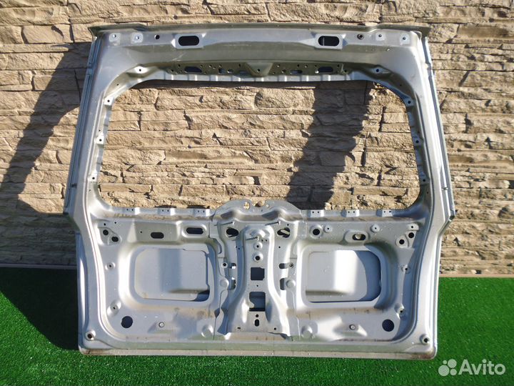 Крышка багажник Ленд Ровер Фрилендер 2 рест с 2010