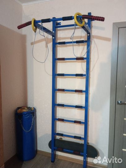 Шведская стенка с турником