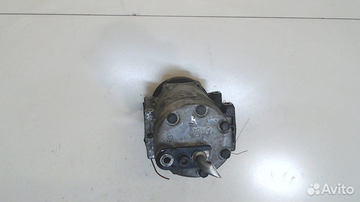 Компрессор кондиционера Renault Laguna, 2000