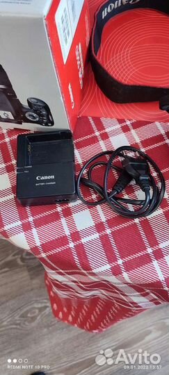 Зеркальный фотоаппарат Canon 550D Kit EFS 18-55mm