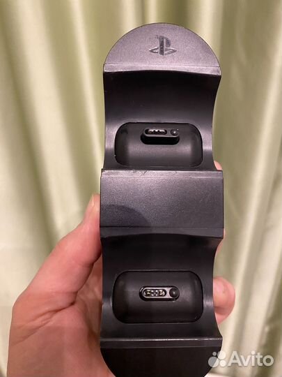 Зарядная станция для 2-х геймпадов PS4