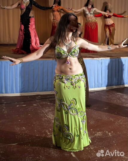 Костюм для танца живота зеленый