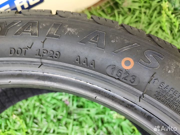 Royal Black Royal A/S 215/45 R17 91W