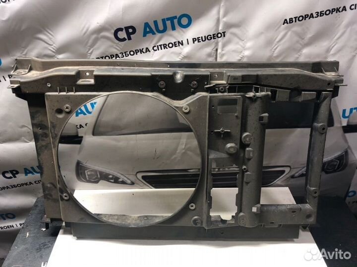 Телевизор (рамка радиаторов, диффузор) Citroen С4