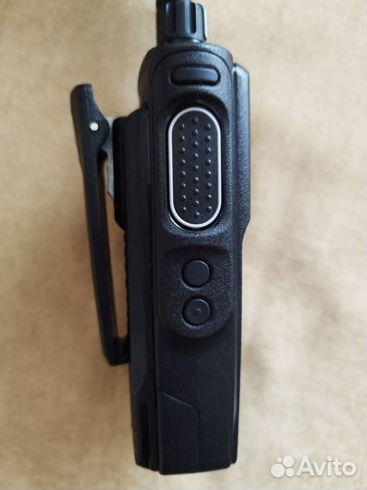 Motorola DP-4400e UHF состояние новых