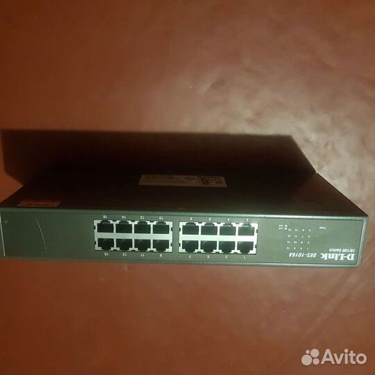 Коммутатор D-Link DES-1016A