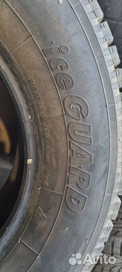 Yokohama Ice Guard Stud IG55 215/70 R15