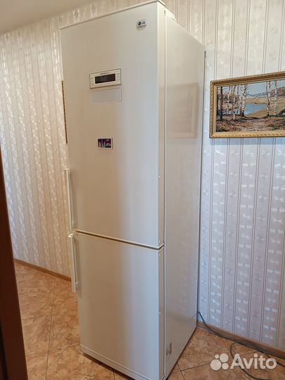 Холодильник бу LG