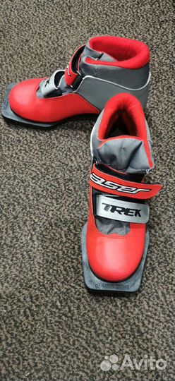 Ботинки лыжные детские