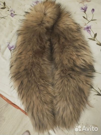 Меховой воротник енот