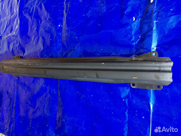 Усилитель заднего бампера Volkswagen Passat B6