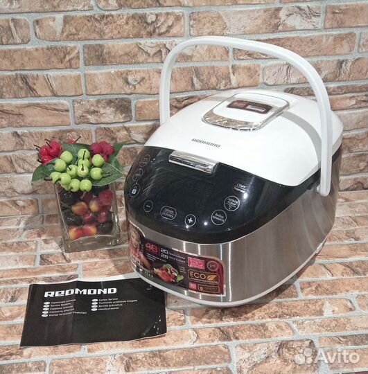 Мультиварка Редмонд RMC-M170