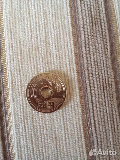 Японская монета