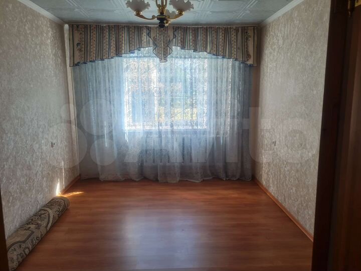 4-к. квартира, 95 м², 1/6 эт.