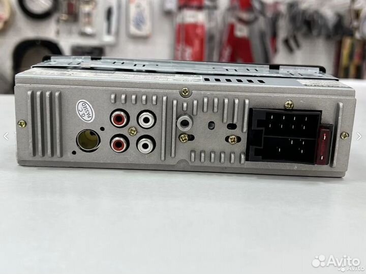 Магнитола Aura AMH-105BT блютуз