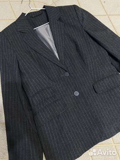 Пиджак женский серый