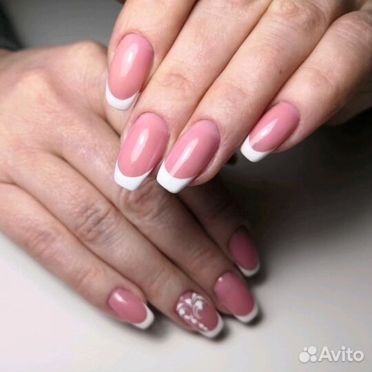 Маникюр, педикюр, покрытие Shellac