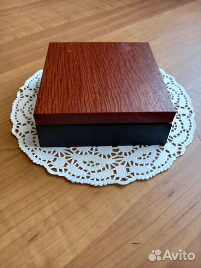 Монета серебряная