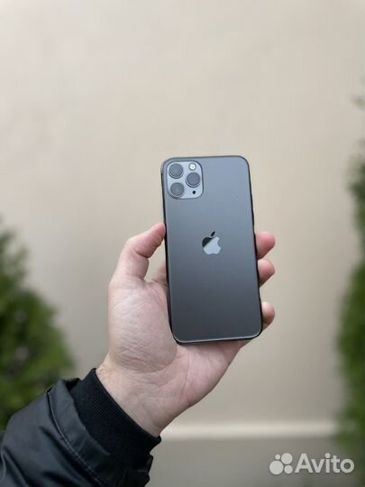 iPhone 11 Pro, 64 ГБ