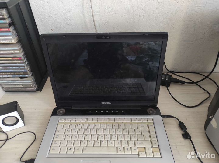 Ноутбук toshiba satellite
