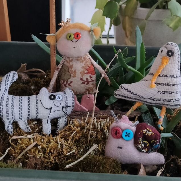 Примитивные игрушки