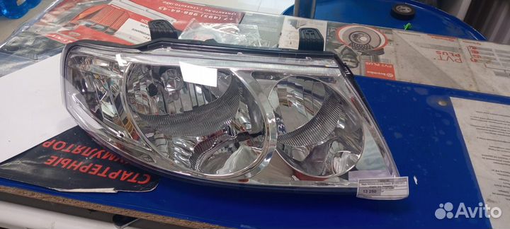 Передние фары на nissan almera classic