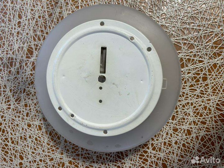 Светильник потолочный