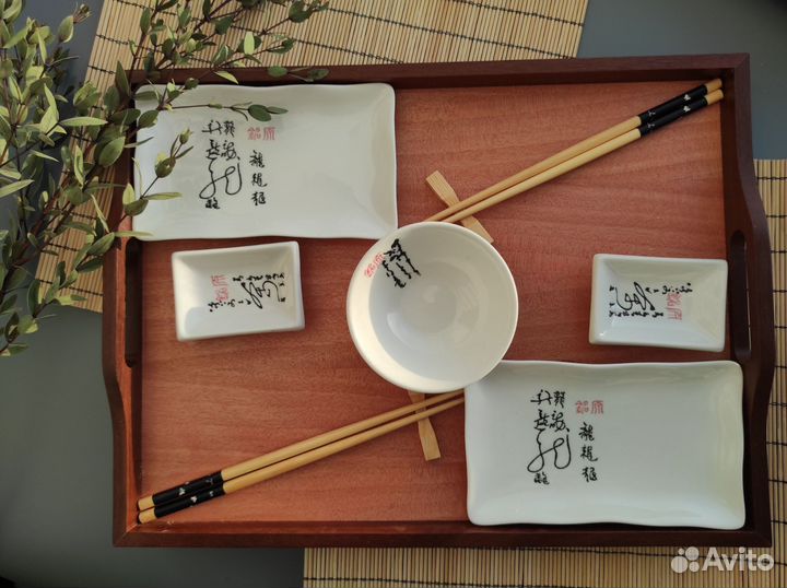 Набор посуды для суши и роллов