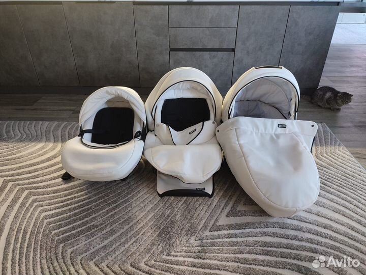 Коляска 3 в 1